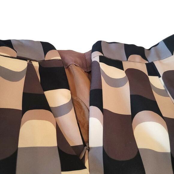 Maliparmi Italian Cropped/Flared Neo Modern Printed Pants in Neutral Tones, US 8 - Picture 8 of 12